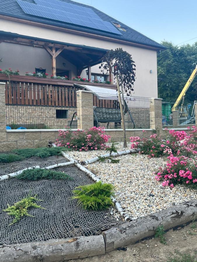 Hospudka Na Konci Sveta Hotel Nový Jičín Buitenkant foto